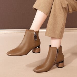 Hongqingting special price thick heel short boots